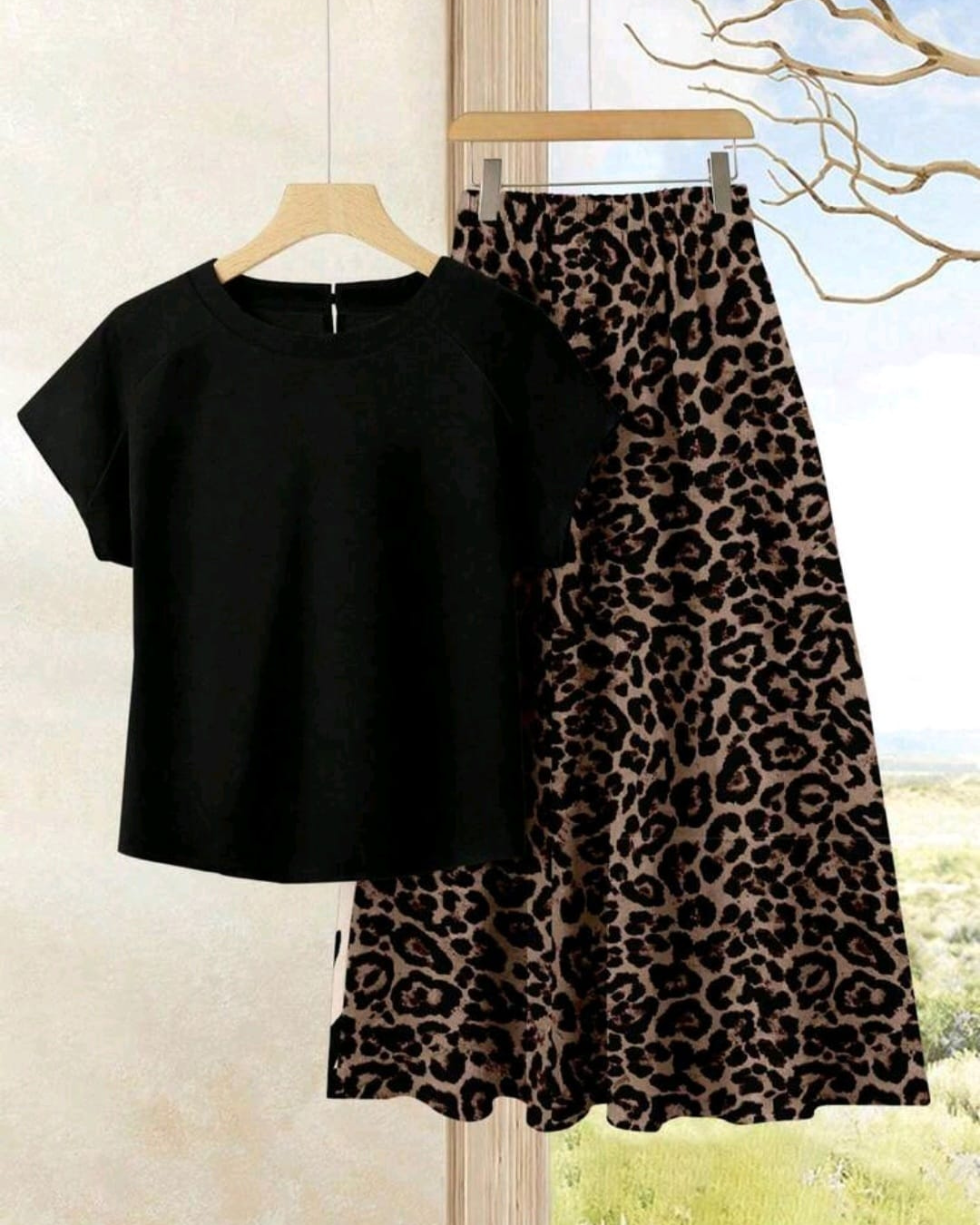 2pcs Women’s Vacation Casual Solid Top & Print Midi Skirt Set