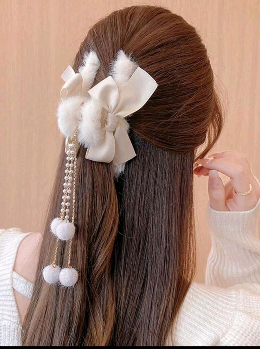 Elegant Tassel Bow Plush Hair Clip