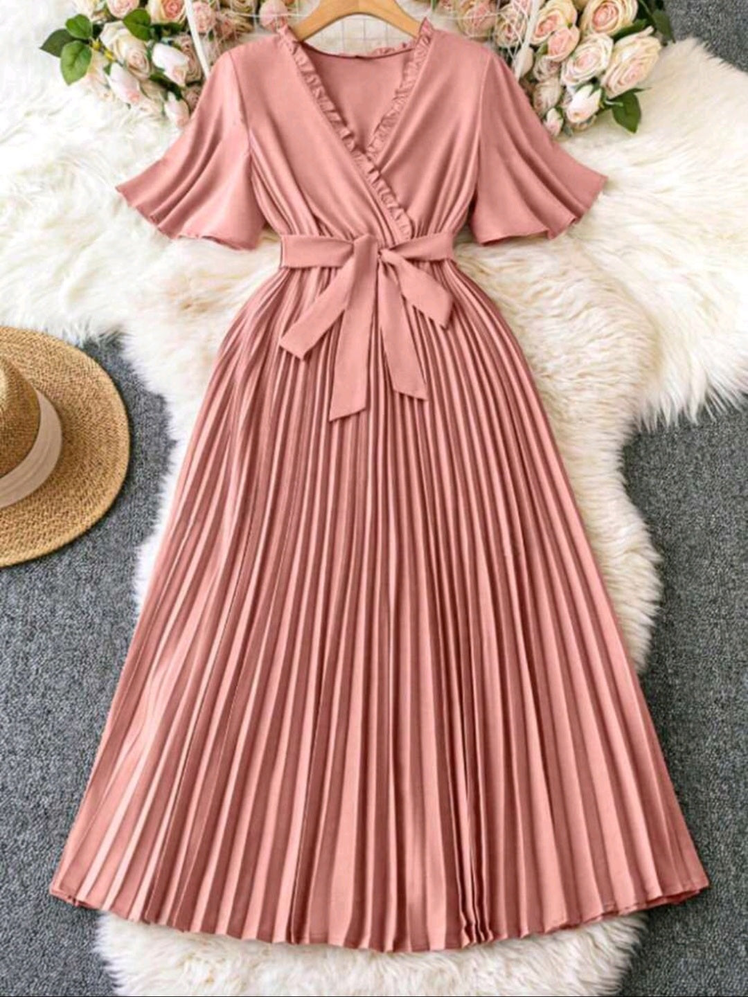 Women Tie-Up Bow Pleated Maxi Dress