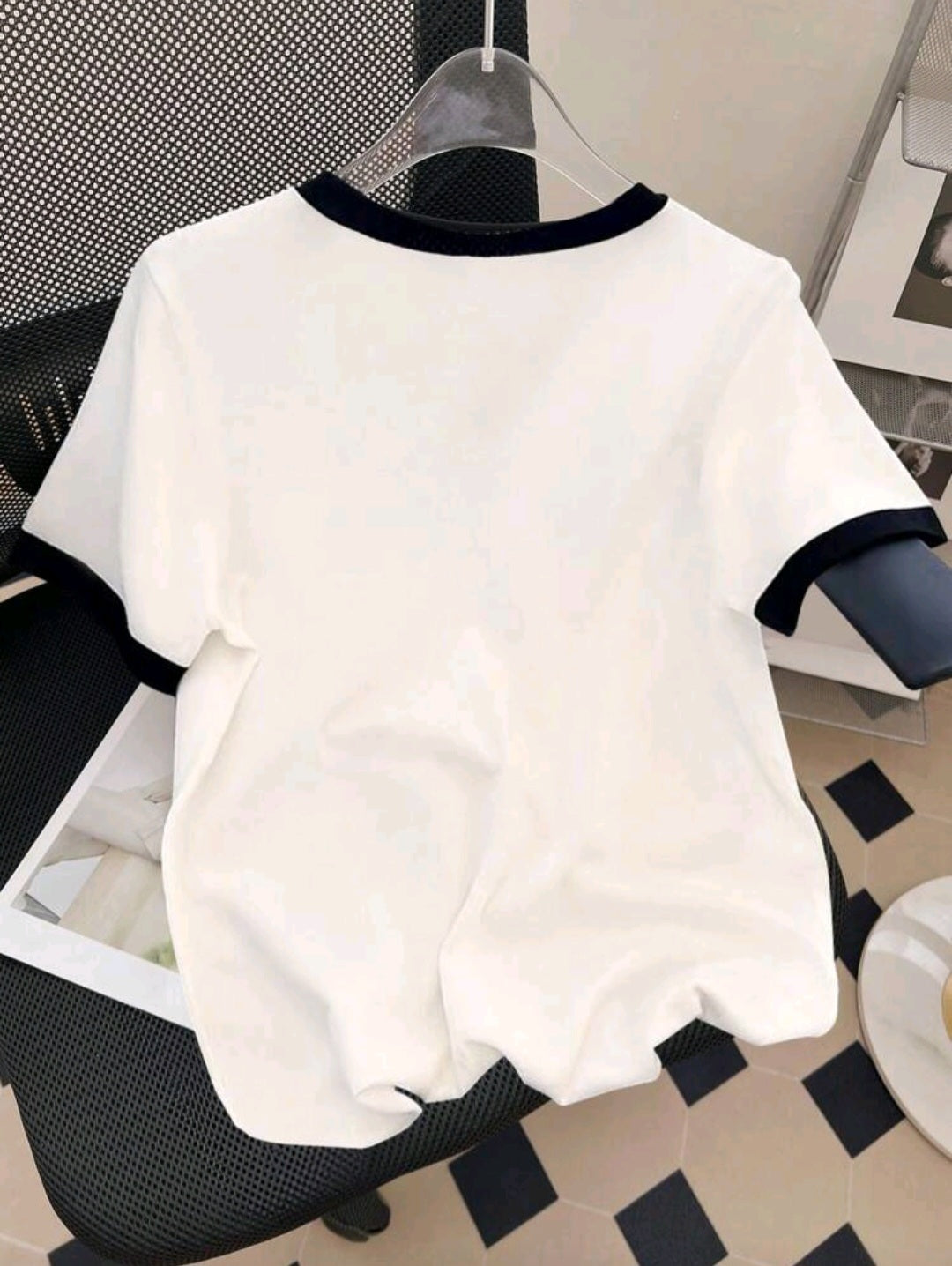 Plus Size Women B&W 3D Floral Embellishment T-Shirt