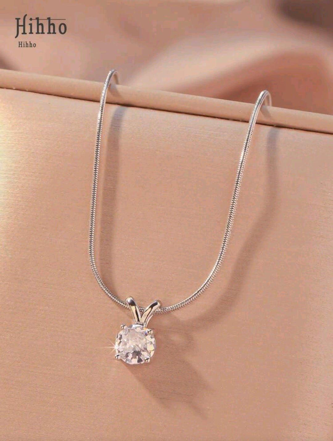 Women High Quality Cubic Zirconia Pendant Necklace