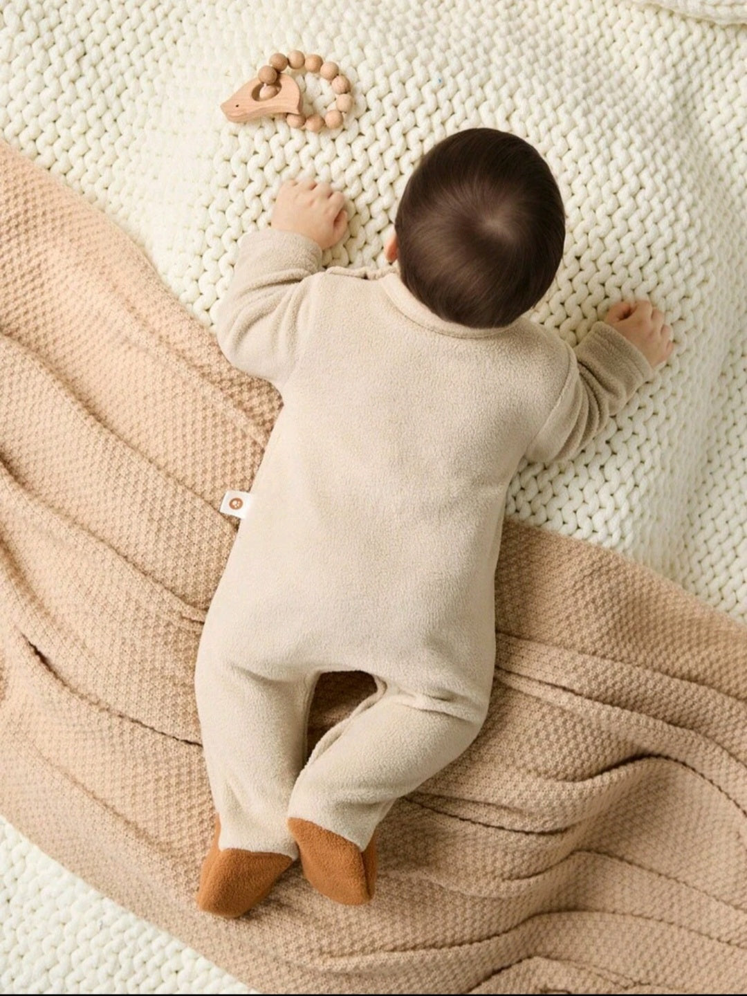 Newborn Unisex Bear Knit Jumpsuit