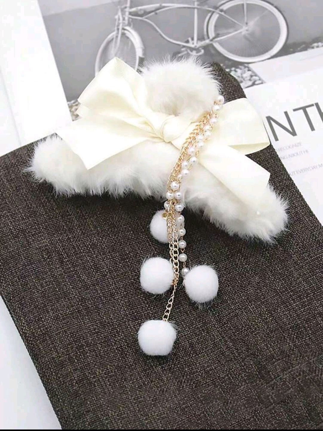 Elegant Tassel Bow Plush Hair Clip